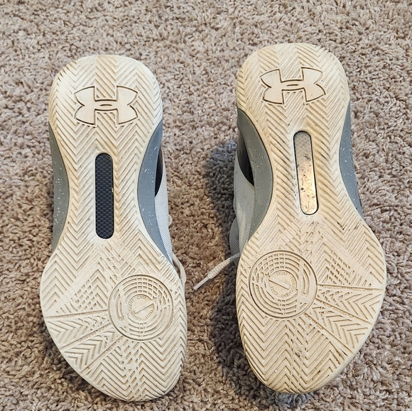 Under Armour Stephen Curry 3’s Basketball Sneakers - Picture 7 of 12